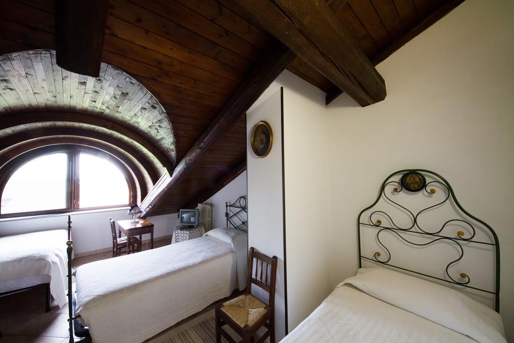 Agriturismo La Ca 'D Majin Poirino Εξωτερικό φωτογραφία